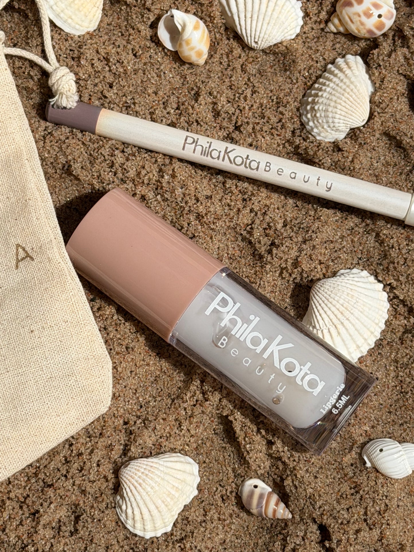 Beach Babe Duo - Coconut Lip Oil & Sand Lip Liner