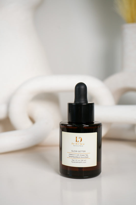Glow Getter Serum – Brightening & Antioxidant Treatment